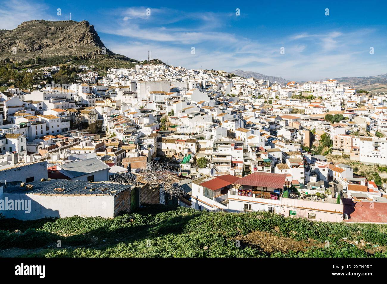 Vista del villaggio di Alora , Malaga, Andalusia, Spagna Foto Stock