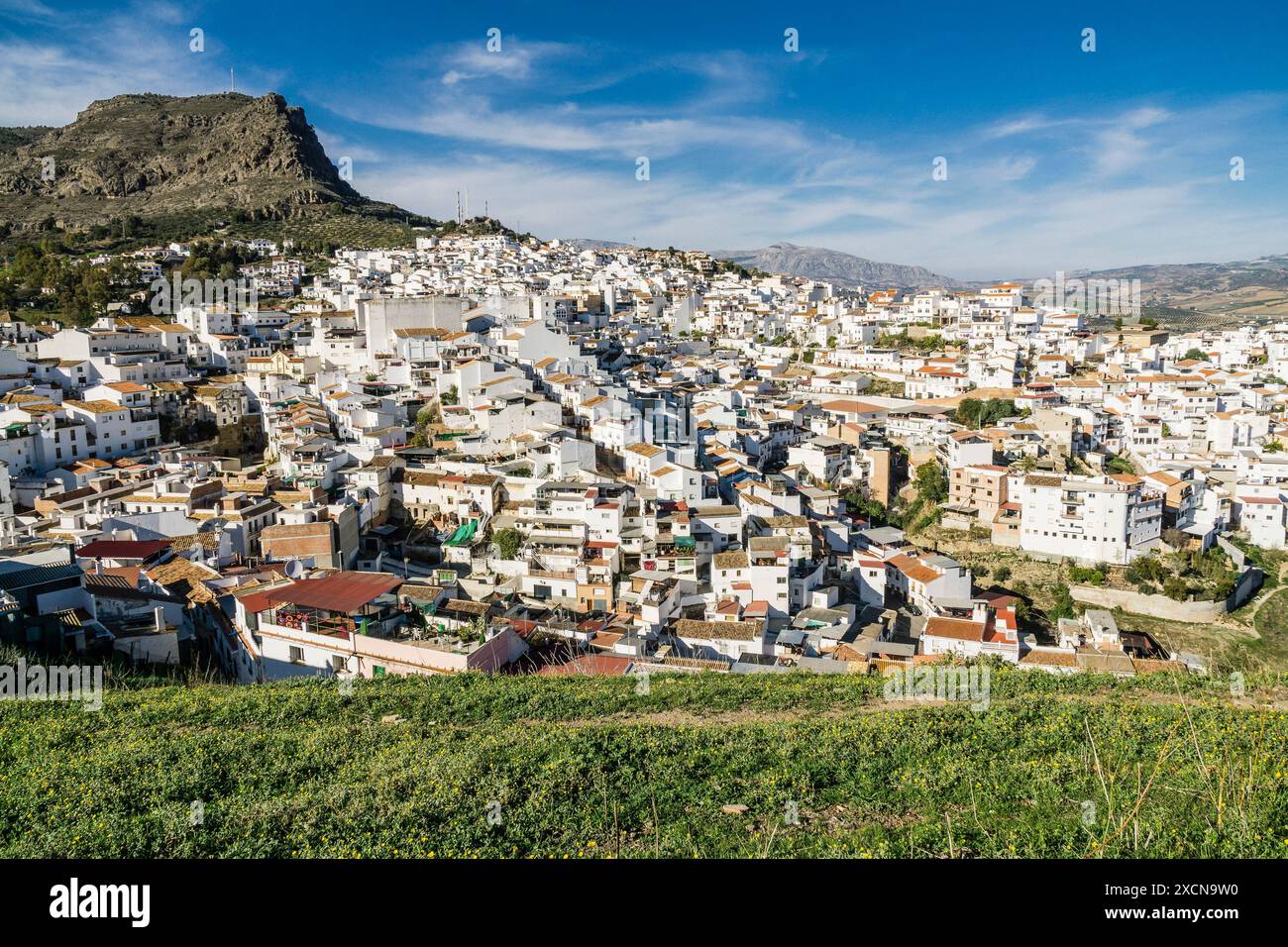 Vista del villaggio di Alora , Malaga, Andalusia, Spagna Foto Stock