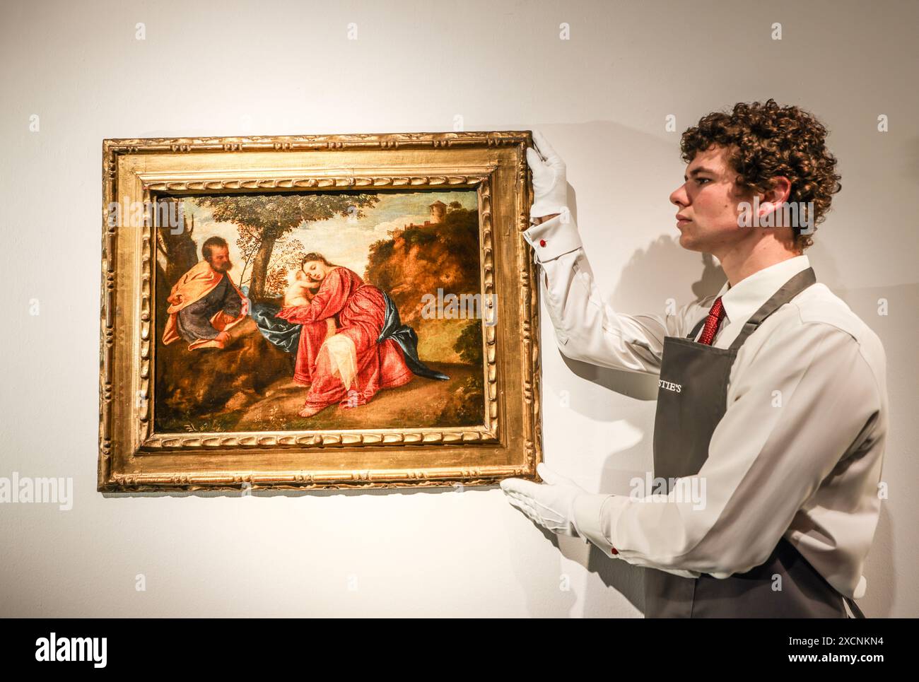 Christies London 18 giugno 2024 essendo stata di proprietà di duchi, arciduchi e imperatori del Sacro Romano Impero, fu saccheggiata da Napoleone e rubata alla fine del XX secolo  offerto da Lord Bath e dai fiduciari Longleat come parte della loro strategia di investimento a lungo termine, condurrà la vendita di Christie's Old Masters Part i a Londra il 2 luglio 2024. Prezzo stimato: £15.000.000 - 25.000.000. Crediti: Paul Quezada-Neiman/Alamy Live News Foto Stock