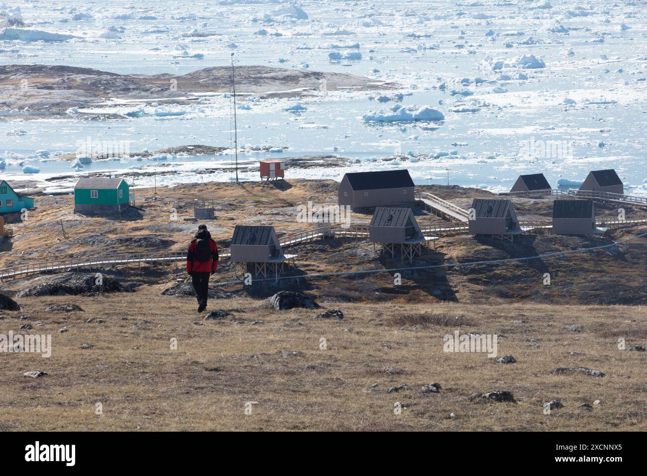 Iliminaq - un villaggio isolato ai margini della baia di Disko nella Groenlandia occidentale Foto Stock