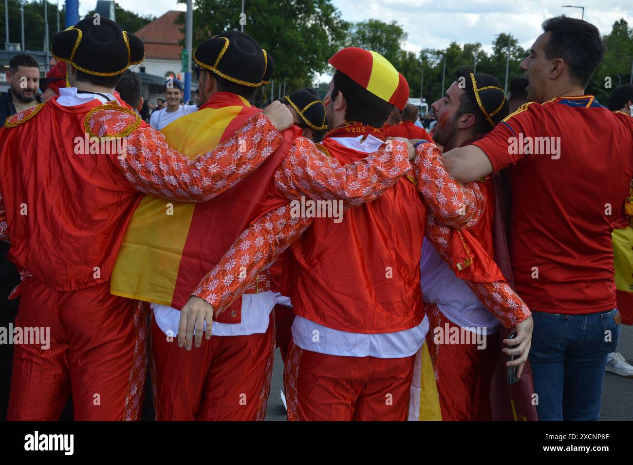 Berlino, Germania - 15 giugno 2024 - UEFA EURO 2024 - prima della partita Croazia - Spagna fuori dallo Stadion Olimpico di Berlino. (Foto di Markku Rainer Peltonen) Foto Stock