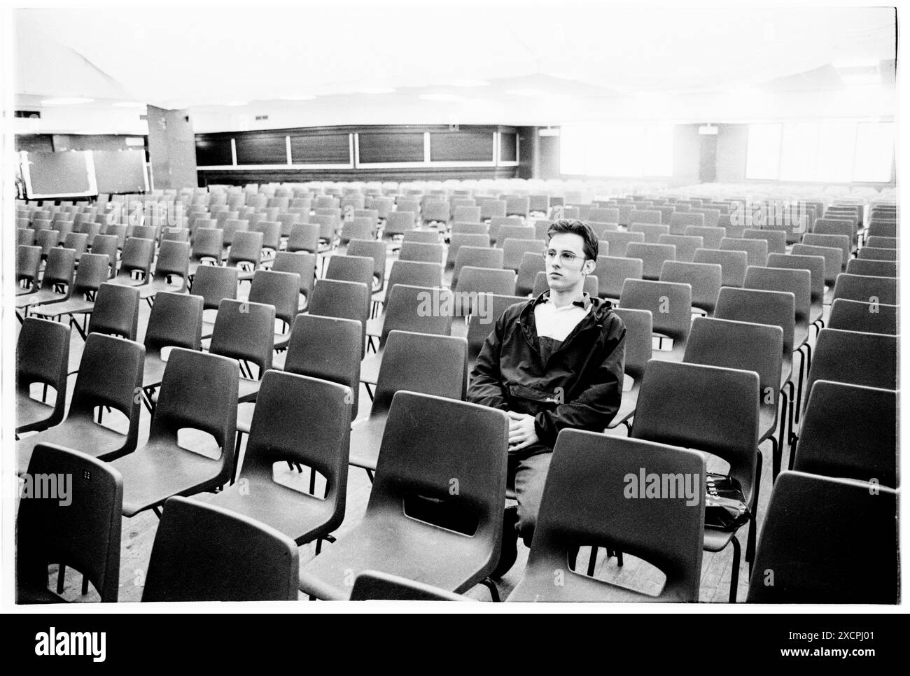 FILE PICS – CARDIFF, GALLES, Regno Unito - 1° FEBBRAIO 1995: L’aborto Emergency General Meeting presso l’edificio dell’Unione degli studenti di Cardiff, supervisionato dal presidente dell’Unione Vicky Alexander. L'incontro è stato convocato da un non studente di sinistra e vi hanno partecipato solo 62 persone. INFO: Vicky Alexander – Victoria Alexander, ora Lady Victoria Starmer – ha fatto parte del team esecutivo dell’Unione degli studenti della Cardiff University come Education and Welfare Officer (1993-94) e presidente (1994-95). Potrebbero esserci imperfezioni in questo archivio di 30 anni di vita negativo. Foto: Rob Watkins/Alamy Live News Foto Stock