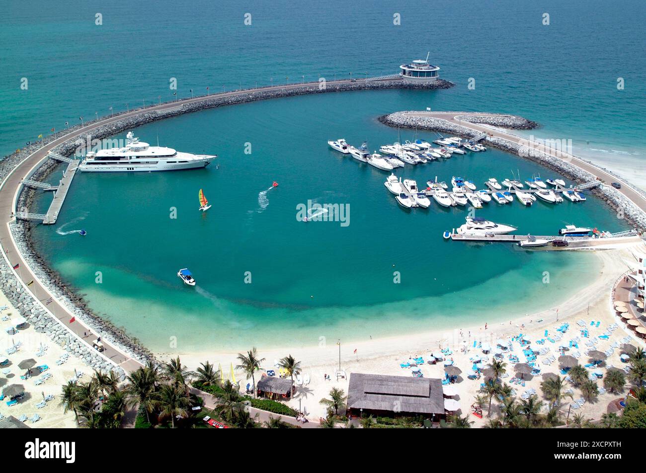 PPL PHOTO AGENCY - COPYRIGHT RISERVATO Dubai: Marina presso il Jumerah Beach Hotel - Marinas come questa si trovano in molte aree intorno al Golfo Persico Foto Stock
