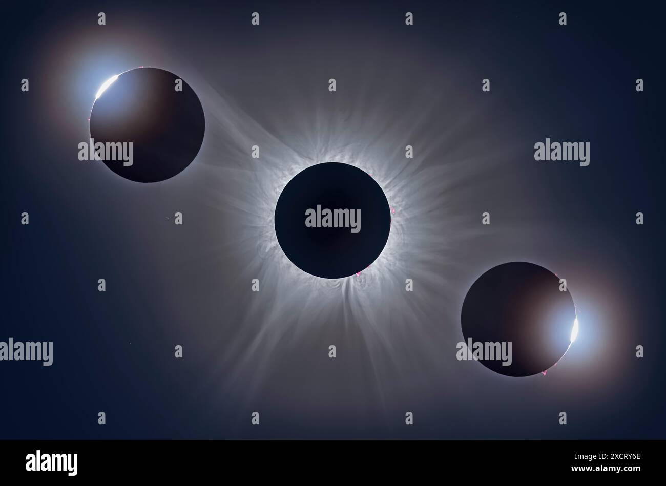 Questo è un primo piano telescopico del Sole eclissato all'8 aprile 2024, eclissi solare totale, con l'intricata atmosfera del Sole, la corona, surroundi Foto Stock
