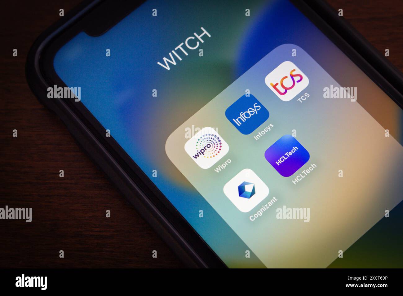 Le principali aziende IT indiane, Wipro, Infosys, Tata Consultancy Services (TCS), Cognizant e HCL Technologies, viste in un iPhone Foto Stock