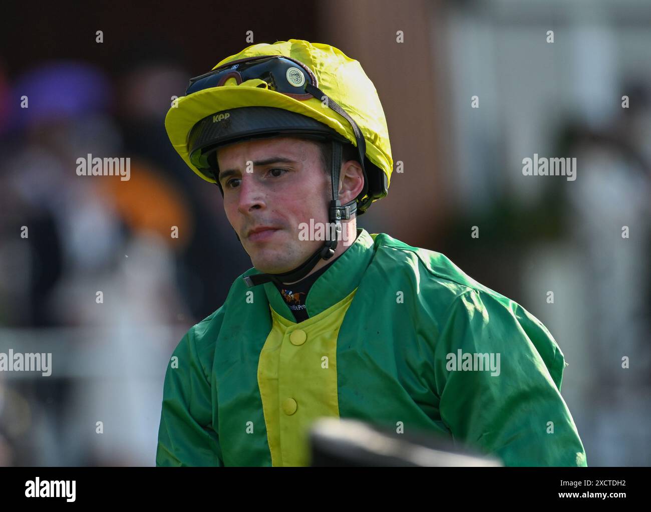 Ascot, Regno Unito. 18 giugno 2024. William Buick nel Copper Horse handicap a Belloccio durante il primo giorno di Royal Ascot. Credito: Nigel Bramley Foto Stock