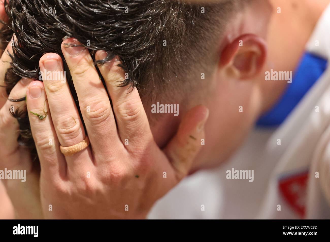 Lipsia, Germania, 18 giugno 2024. Lukáš Provod celebra il primo gol della sua squadra durante la partita tra Portogallo e Cechia. UEFA Euro 2024 Germania. Gruppo F. credito: Fabideciria/Alamy Live News Foto Stock