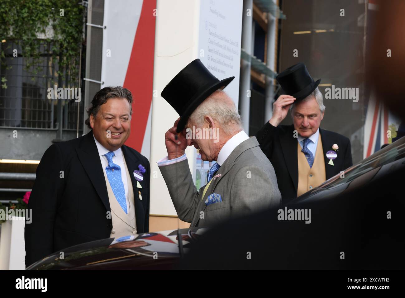 Il Royal Ascot Inghilterra Regno Unito 18 giugno 2024 Re Carlo e Regina Camila fanno una grande uscita da Royal Ascot 2024 Foto Stock