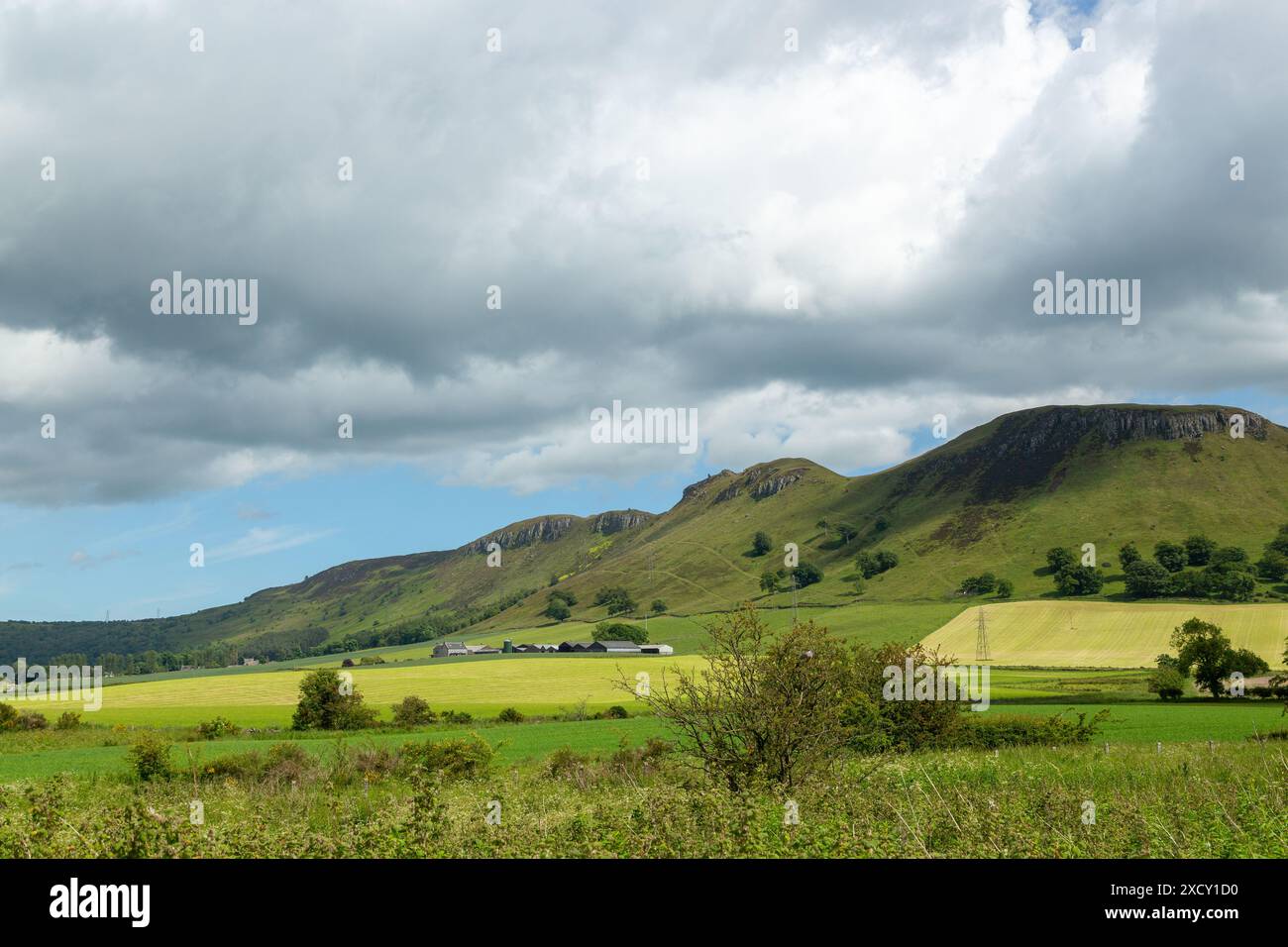 Benarty Hill Fife, il suo profilo distintivo gli ha guadagnato il soprannome di il Gigante addormentato Foto Stock