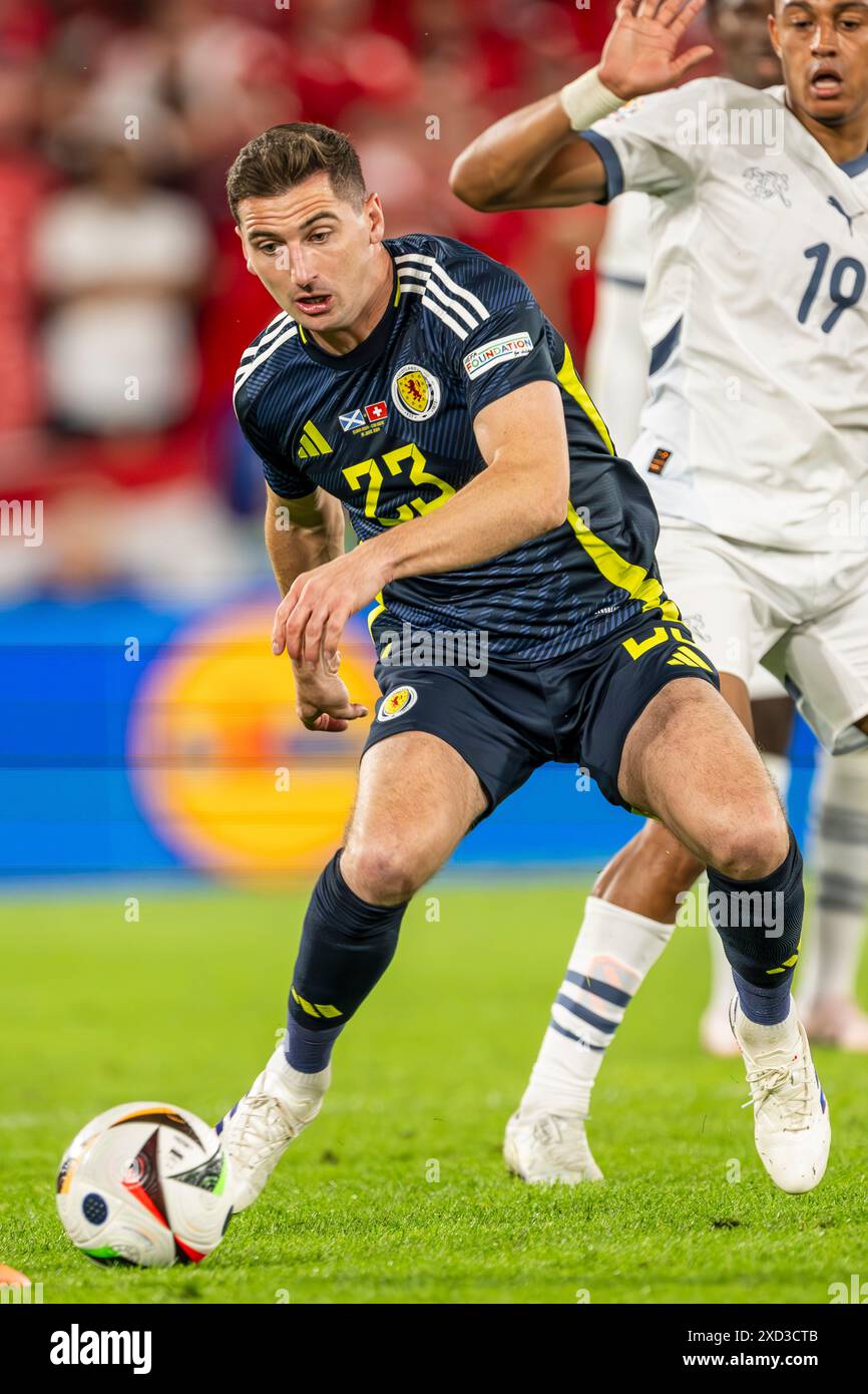 Kenny McLean (Scozia) durante la partita UEFA "Euro Germany 2024 " tra Svizzera 1-1 Scozia allo Stadio di Colonia il 19 giugno 2024 a Colonia, Germania. (Foto di Maurizio Borsari/AFLO) Foto Stock