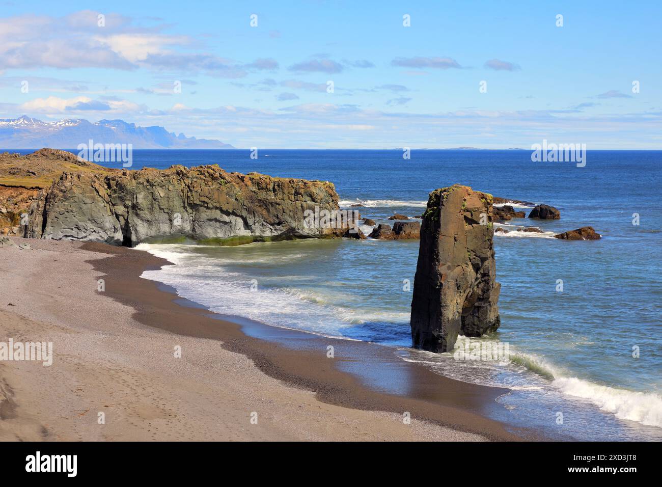 Geografia / viaggi, Islanda, costa a nord di Hoefn, Austurland, Islanda orientale, ULTERIORI DIRITTI-AUTORIZZAZIONE-INFO-NON-DISPONIBILI Foto Stock