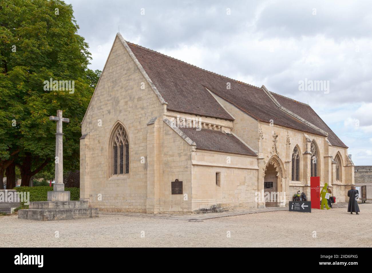 Caen, Francia - 21 luglio 2017: La Chiesa di San Giorgio è una chiesa parrocchiale dedicata a Georges de Lydda, costruita nella seconda metà degli undici Foto Stock