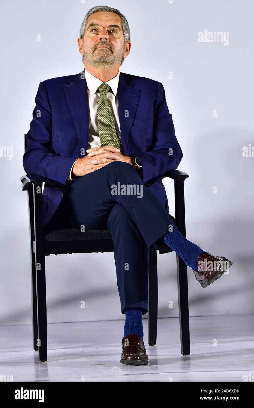 20 giugno 2024, città del Messico, città del Messico, Messico: La presidente eletta virtuale del Messico, Claudia Sheinbaum Pardo, ha presentato oggi sei dei suoi collaboratori che faranno parte del suo gabinetto presidenziale e la accompagneranno per tutto il suo semestre. Ernestina Godoy Ramos sarà Consigliere legale della Presidenza, Juan RamÃ³n de la Fuente sarà Segretario degli affari Esteri, Julio Berdegué sarà il nuovo capo del Ministero dell'Agricoltura, Â . Alicia BÃ¡rcena, Segretario dell'ambiente e delle risorse naturali, Rosaura Ruiz, Segretario del Consiglio Nazionale delle Scienze, delle Scienze e delle tecnologie Foto Stock