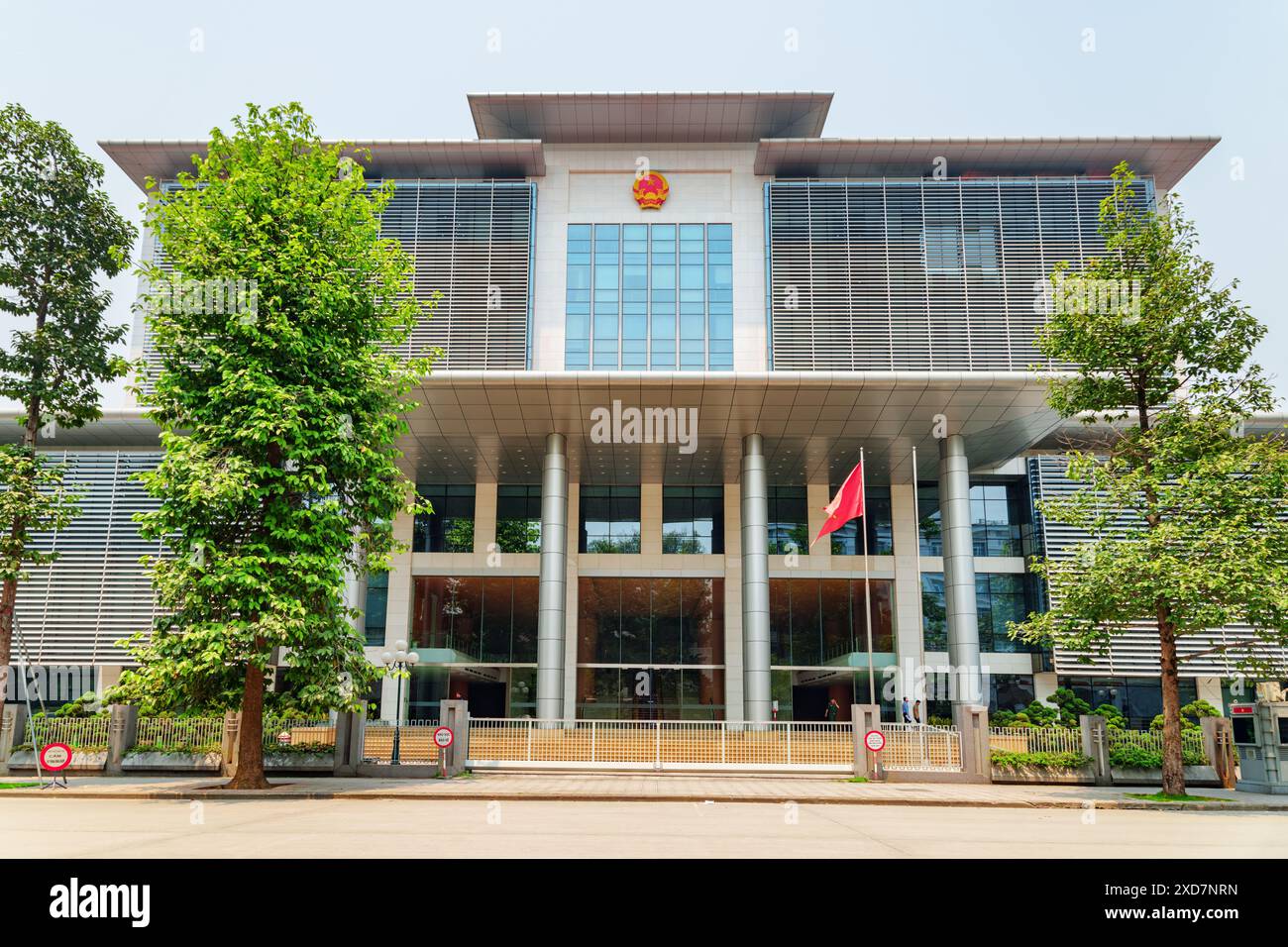 Hanoi, Vietnam - 19 aprile 2019: Vista panoramica dell'Ufficio dell'Assemblea Nazionale del Vietnam. Hanoi è una popolare destinazione turistica dell'Asia. Foto Stock