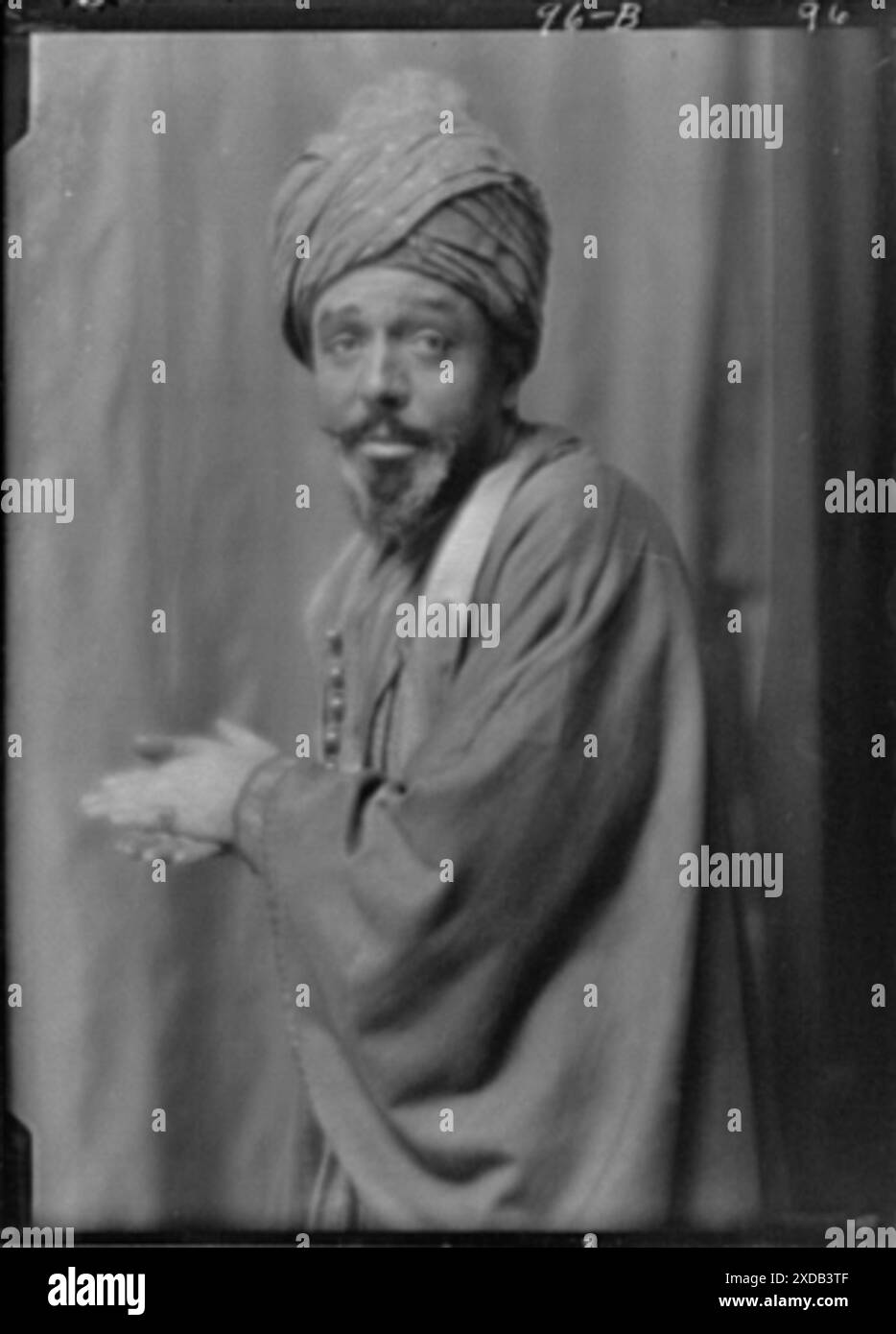 Skinner, Otis, in "Kismet". Collezione fotografica Genthe. Foto Stock