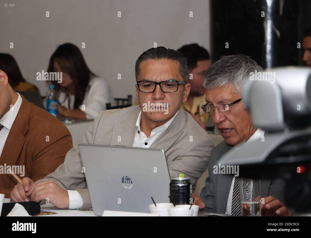 PROCESSO POLITICO TERANO Quito, venerdì 21 giugno 2024 Wilman Teran, ex presidente della magistratura, appare davanti alla Commissione di audit e controllo politico dell'Assemblea, al Palazzo legislativo foto Quito Pichincha Ecuado POL TERAN POLITICAL TRIAL ebedaaf7d05e02084ce60307ff107a84 Copyright: XROLANDOxENRIQUEZx Foto Stock