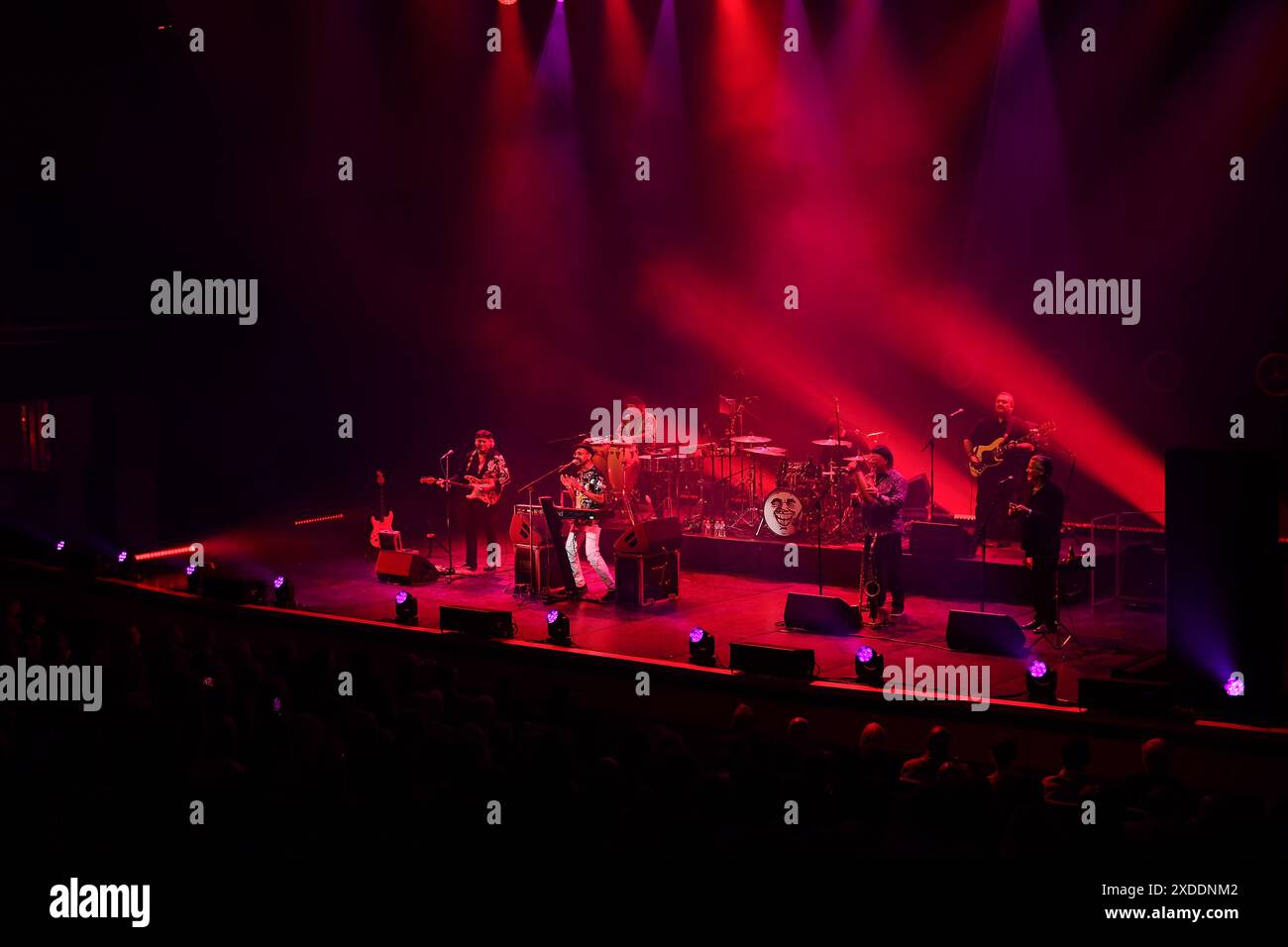 REGNO UNITO. 21 giugno 2024. LONDRA, INGHILTERRA - 21 GIUGNO: James Zota Baker, Lonnie Jordan, Marcos Reyes, Sal Rodriguez, Scott Martin, Trevor Huxley e Stanley Behrens di "War" si esibiscono al "Chaka Khan's Meltdown" al Royal Festival Hall di Southbank il 21 giugno 2024 a Londra, Inghilterra. CAP/Mar © Mar/Capital Pictures credito: Capital Pictures/Alamy Live News Foto Stock