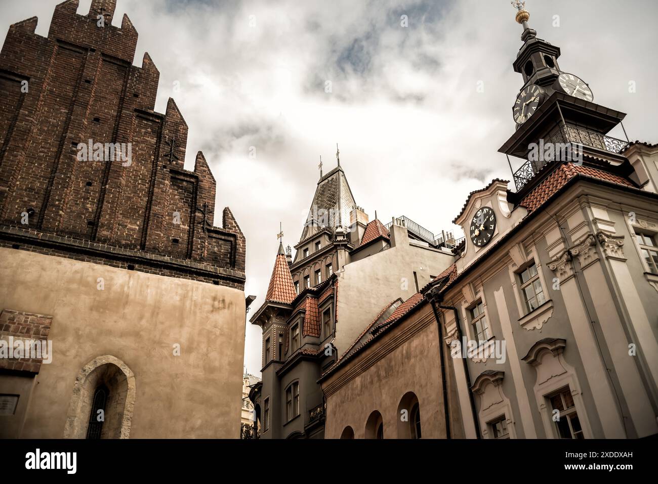 Sinagoga Old-New (Staronova) e Municipio ebraico. Quartiere ebraico, Praga, Repubblica Ceca Foto Stock