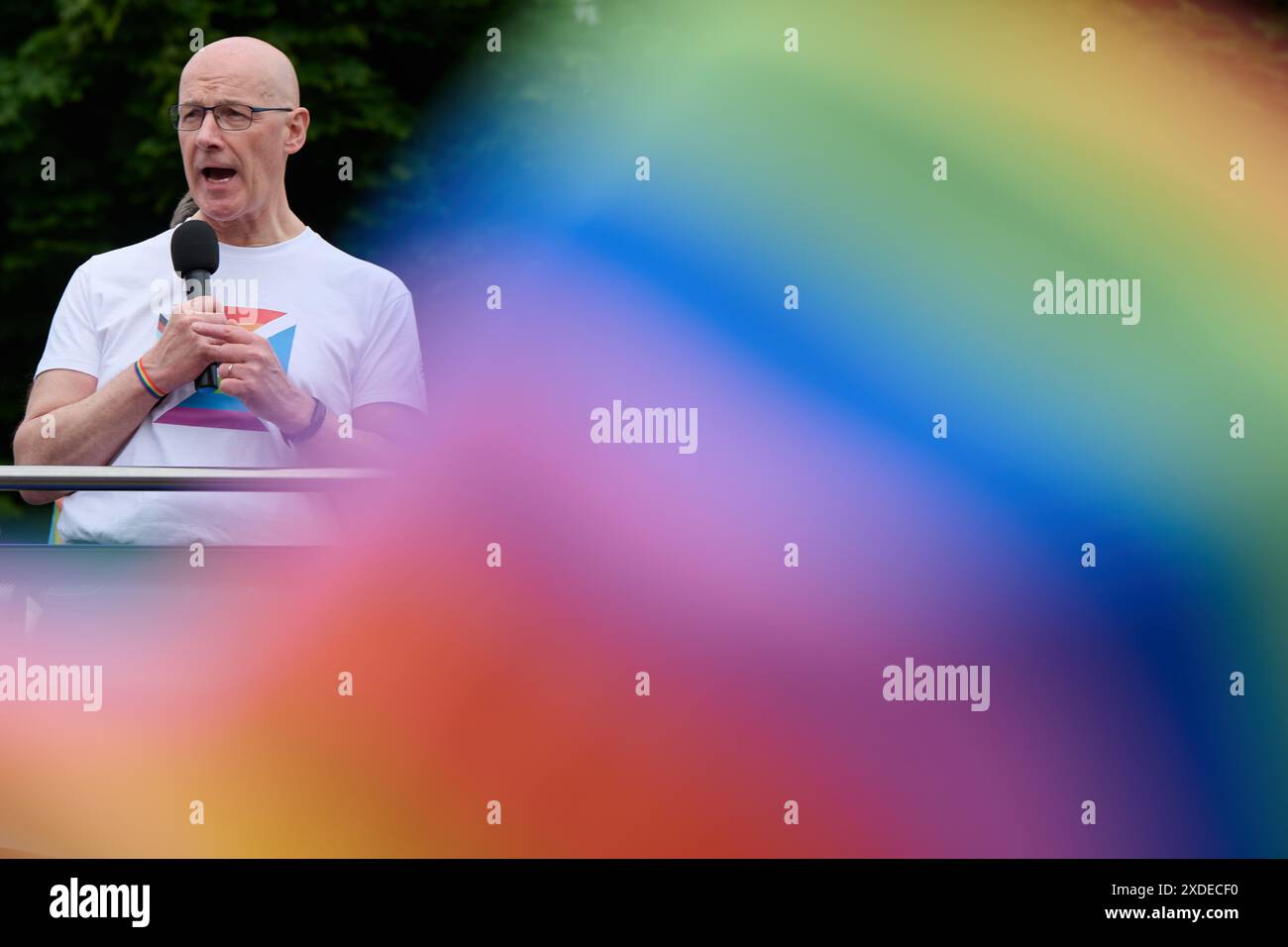 Edimburgo Scozia, Regno Unito 22 giugno 2024. Il primo ministro scozzese John Swinney parla alla protesta dell'Edinburgh Pride. credito sst/alamy notizie in diretta Foto Stock