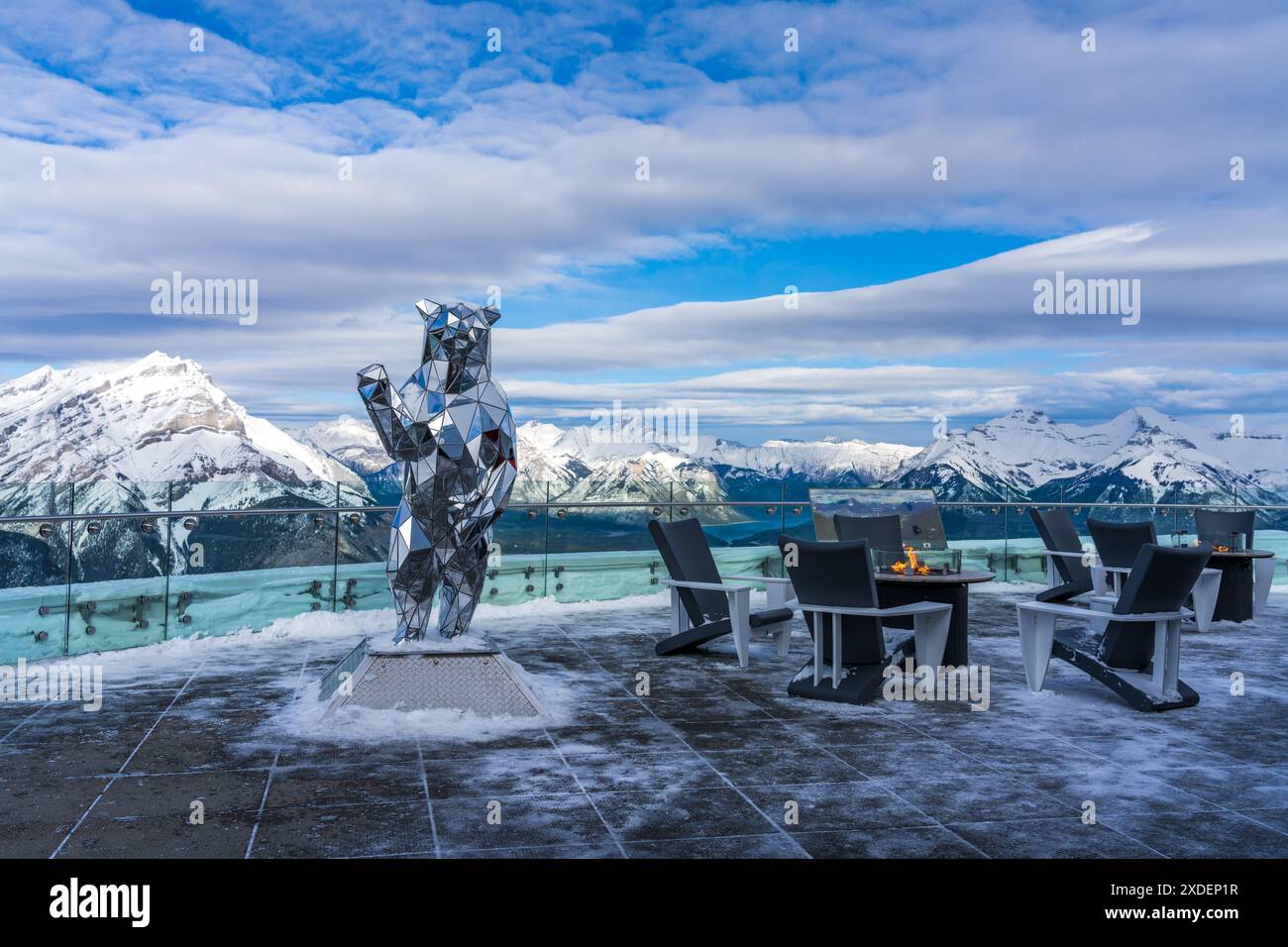 Punto di osservazione della stazione di Banff Gondola. Sulphur Mountain Summit, Banff National Park, Canadian Rockies. AB, Canada. Foto Stock