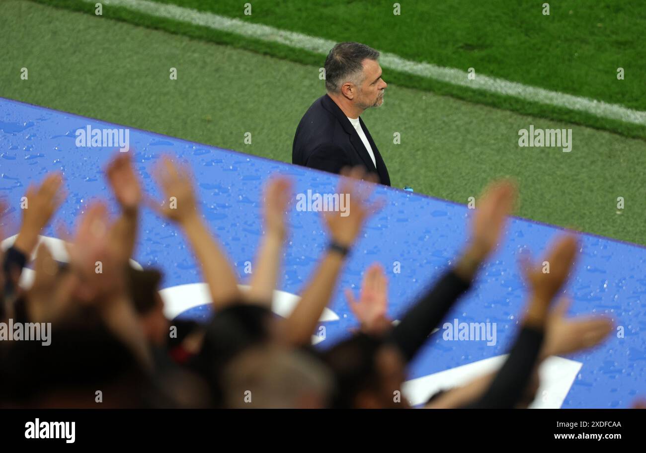 Willy Sagnol allenatore della Georgia UEFA EURO 2024 partita a gironi tra Turkiye e Georgia alla Dortmund Football Arena il 18 giugno 2024 a Dortmund, in Germania. Vorrundenspiel TŸrkei vs Georgien Copyright by : sampics Photographie Bierbaumstrasse 6 81243 MŸnchen TEL.: ++49/89/82908620 , FAX : ++49/89/82908621 , e-mail : sampics@t-online.de Bankverbindung : Hypovereinsbank MŸnchen Konto : 1640175229 , BLZ 70020270 IBAN : DE78700202701640175229 BIC : HYVEDEMMXXX Weitere motive Motive Aldiedermotive / www.augenklick.de© Foto Stock