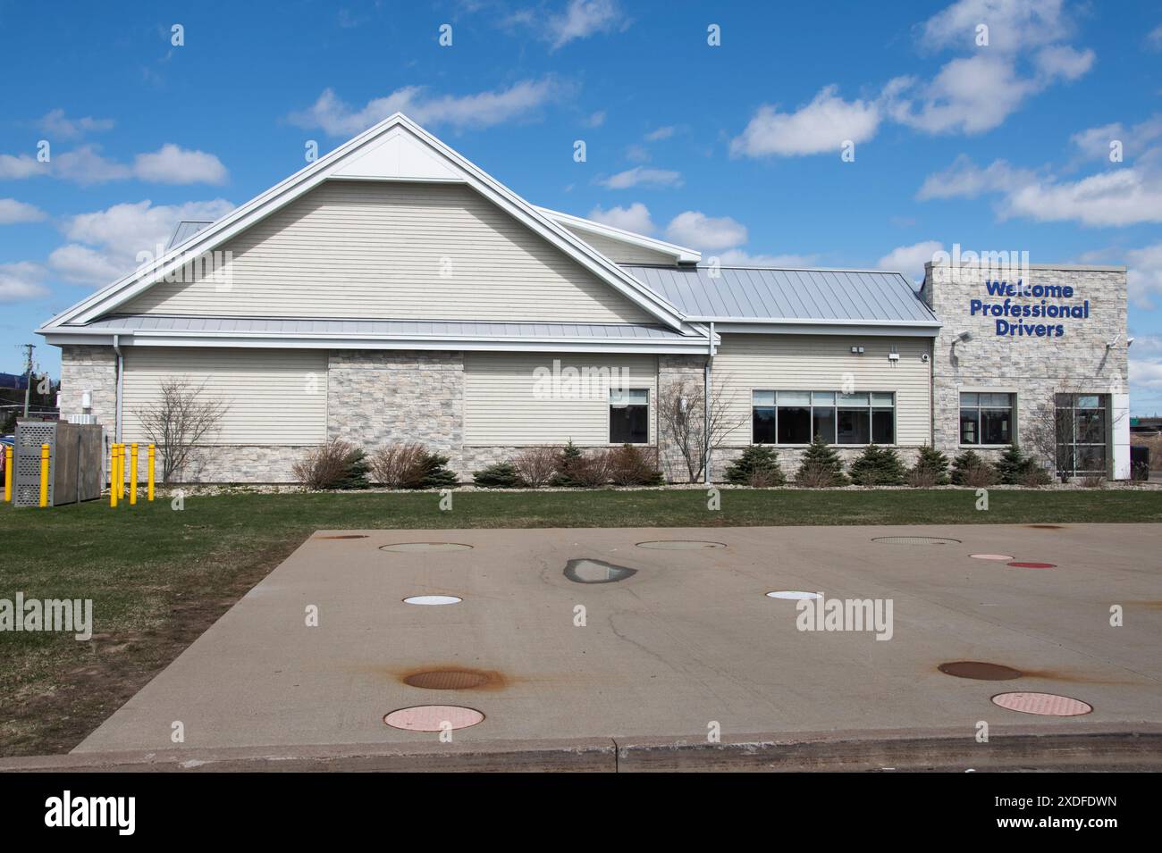 Edificio della stazione di Irving Oil Big Stop ad Aulac, New Brunswick, Canada Foto Stock