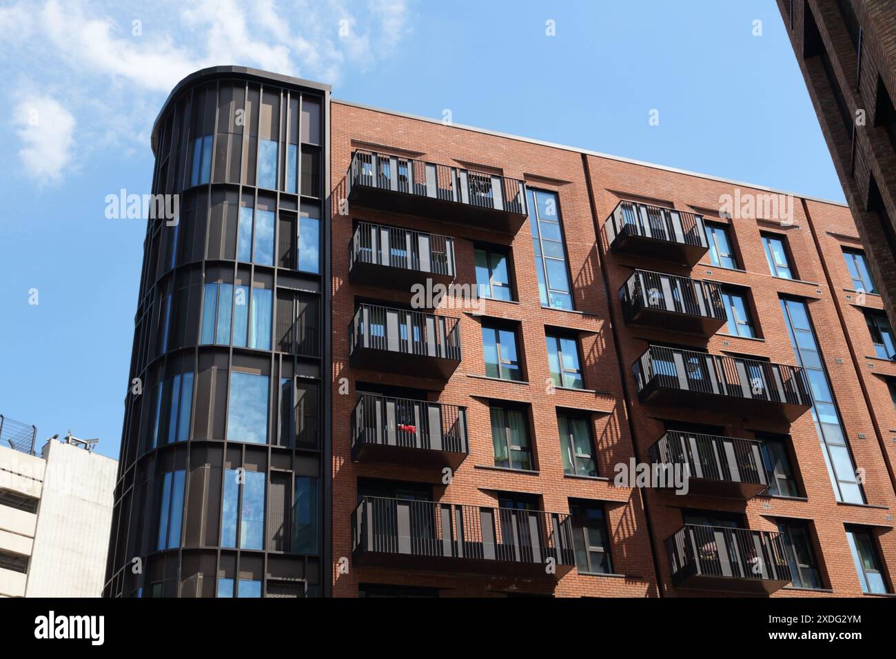 Appartamenti moderni in centro città, edificio residenziale, sviluppo residenziale a Sheffield, inghilterra, Regno Unito, stile di vita della città interna Foto Stock