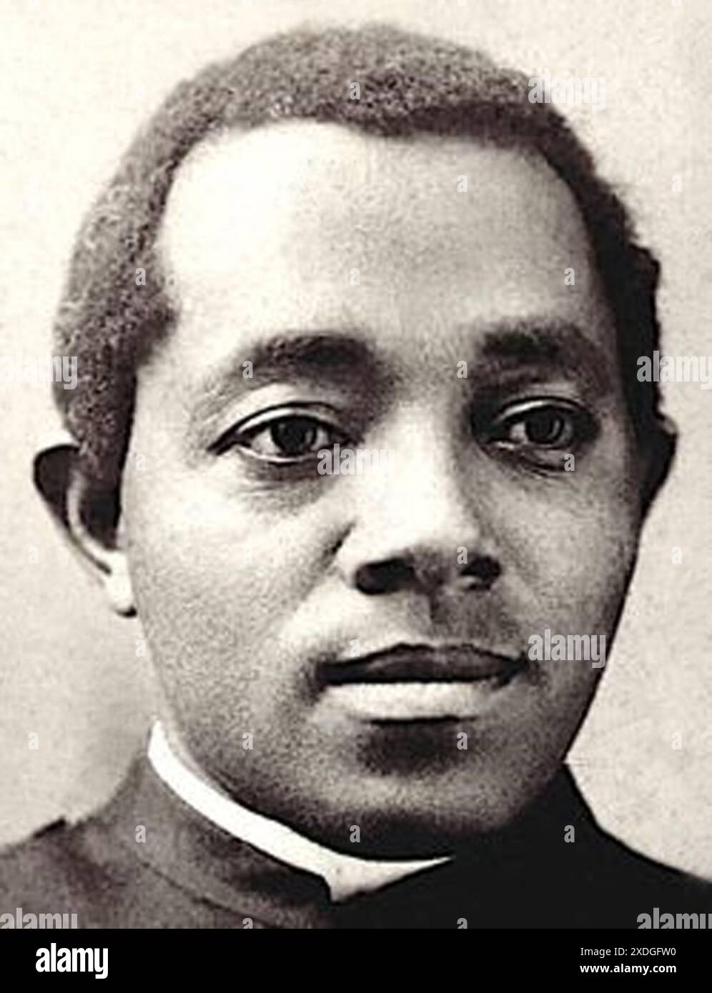 1886 c. , USA : il venerabile afroamericano AUGUSTUS TOLTON ( 1854 - 1897 ), nato in schiavitù nel Missouri nel 1854 . Fu il primo sacerdote apertamente cattolico nero negli Stati Uniti , ordinato a Roma nel 1886 . Il giovane Tolton fu respinto da ogni grande seminario nordamericano al quale si candidò nonostante fosse molto ben istruito e multilingue . Tolton fu dichiarato venerabile da Papa Francesco nel giugno 2019. - RELIGIONE CATTOLICA - Ritratto - ritratto - venerabile - Beato - Chiesa cattolica romana - colletto - STORIA - FOTO STORICHE - PRETE AFRO AMERICANO - PR Foto Stock