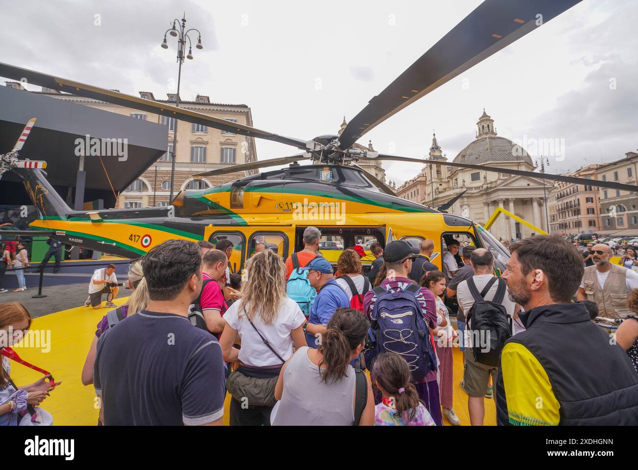 Roma, Italia. 23 giugno 2024. Celebrazioni a Roma in occasione del 250° anniversario della fondazione della Guardia di Finanza. La Guardia di Finanza è un ente italiano che risale al 1774, quando fu istituita la Legione truppe leggere sotto il re di Sardegna, Vittorio Amedeo III. Oggi è responsabile della gestione della criminalità finanziaria, del contrabbando e delle indagini sul traffico illegale di stupefacenti . Crediti: Amer Ghazzal/Alamy Live News Foto Stock