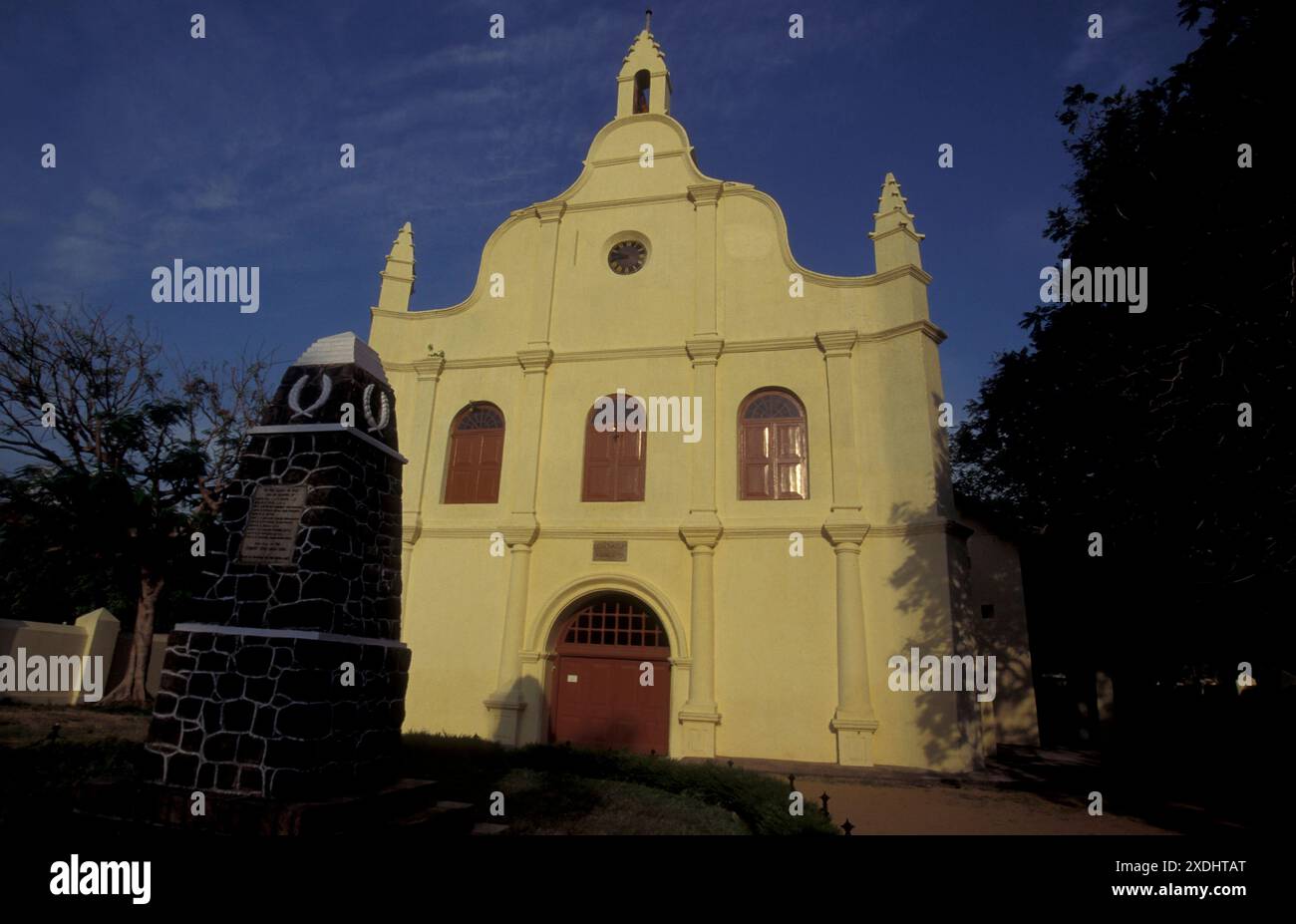 Chiesa di San Francesco nella città di Kochi o Cochin nella provincia del Kerala in India. India, Cochin, aprile 1998 Foto Stock