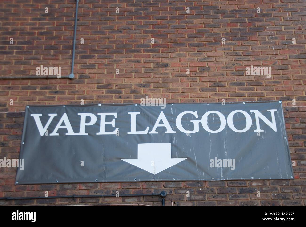 Vape Lagoon, negozio che vende vapes, CrossHarbour; Tower Hamlets; Londra; REGNO UNITO Foto Stock