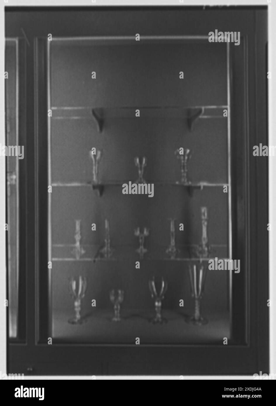 Steuben Glass, affari al 718 5th Avenue, New York City. Vetro inglese antico e irlandese X. Gottscho-Schleisner Collection Foto Stock