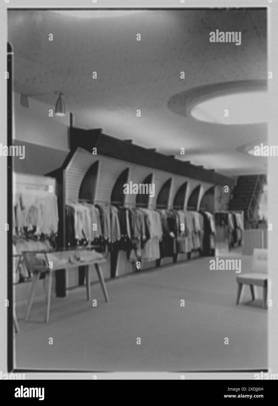 Grandi magazzini Daly's, affari su South Broad St., Trenton, New Jersey. Interior II. Collezione Gottscho-Schleisner Foto Stock