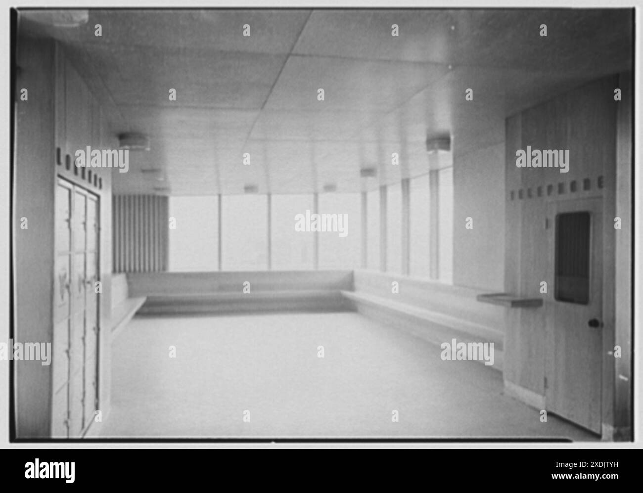 Aberdeen Station, Pennsylvania Railroad, Aberdeen, Maryland. Interno della stazione in direzione nord, guardando verso sud. Collezione Gottscho-Schleisner Foto Stock