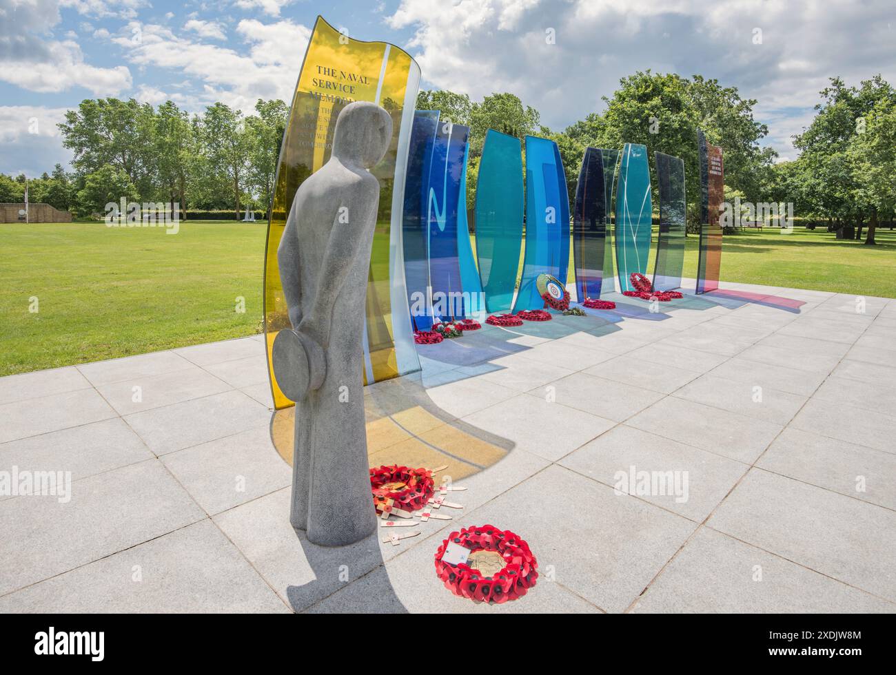 Il Naval Service Memorial Sculpture presso il National Memorial Arboretum, Alrewas, Lichfield, Staffordshire Foto Stock