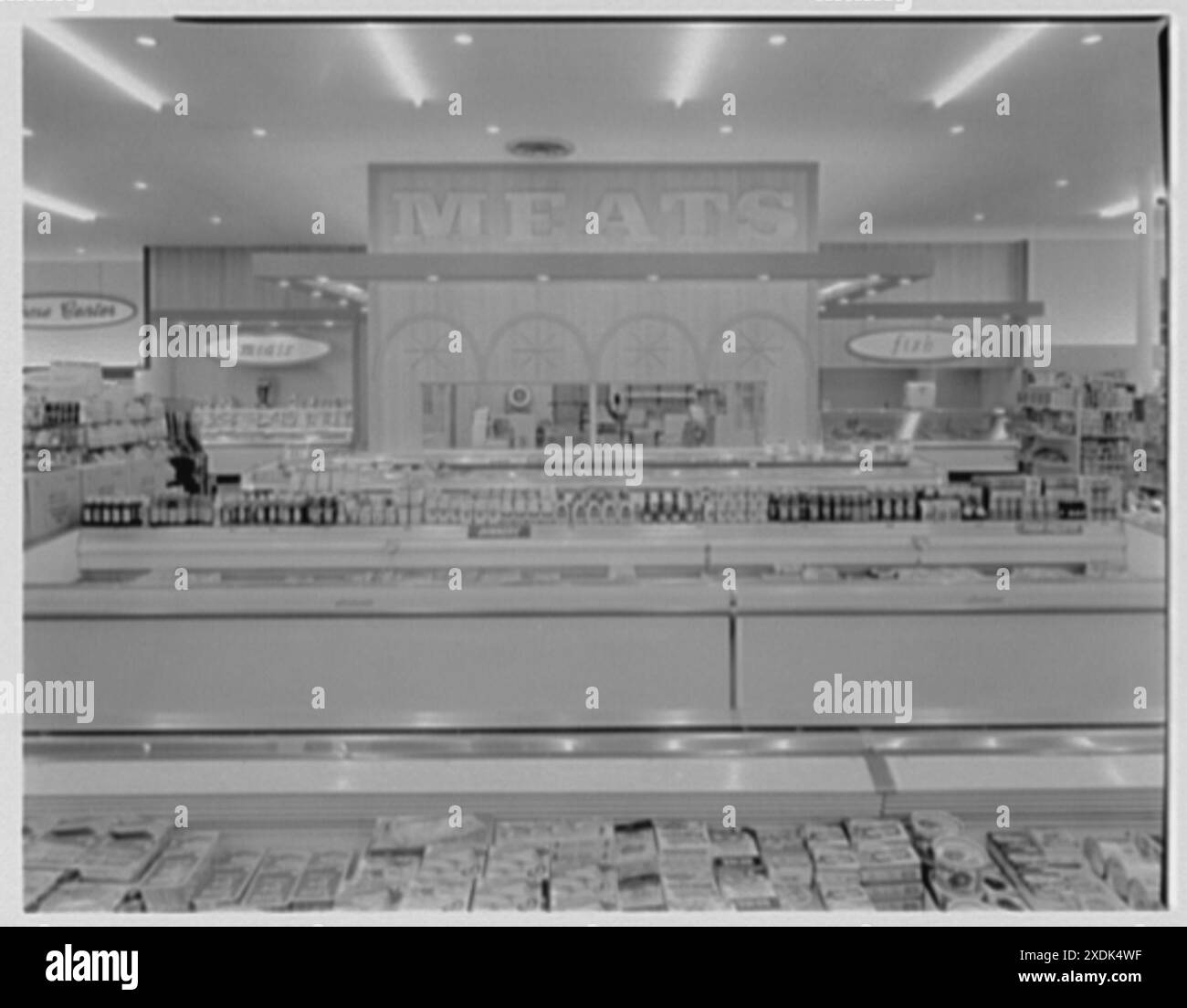 Il Big Ben di Dilbert, Brentwood, Long Island, New York. Asse alla sezione carne. Collezione Gottscho-Schleisner Foto Stock