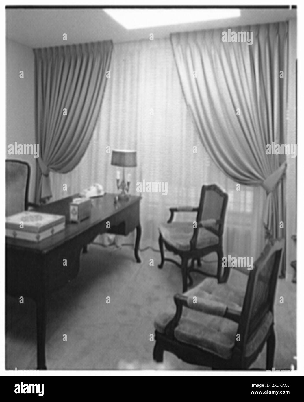 Warner Brothers Co., 90 Park Ave., New York City. Ufficio della signorina Morin. Collezione Gottscho-Schleisner Foto Stock