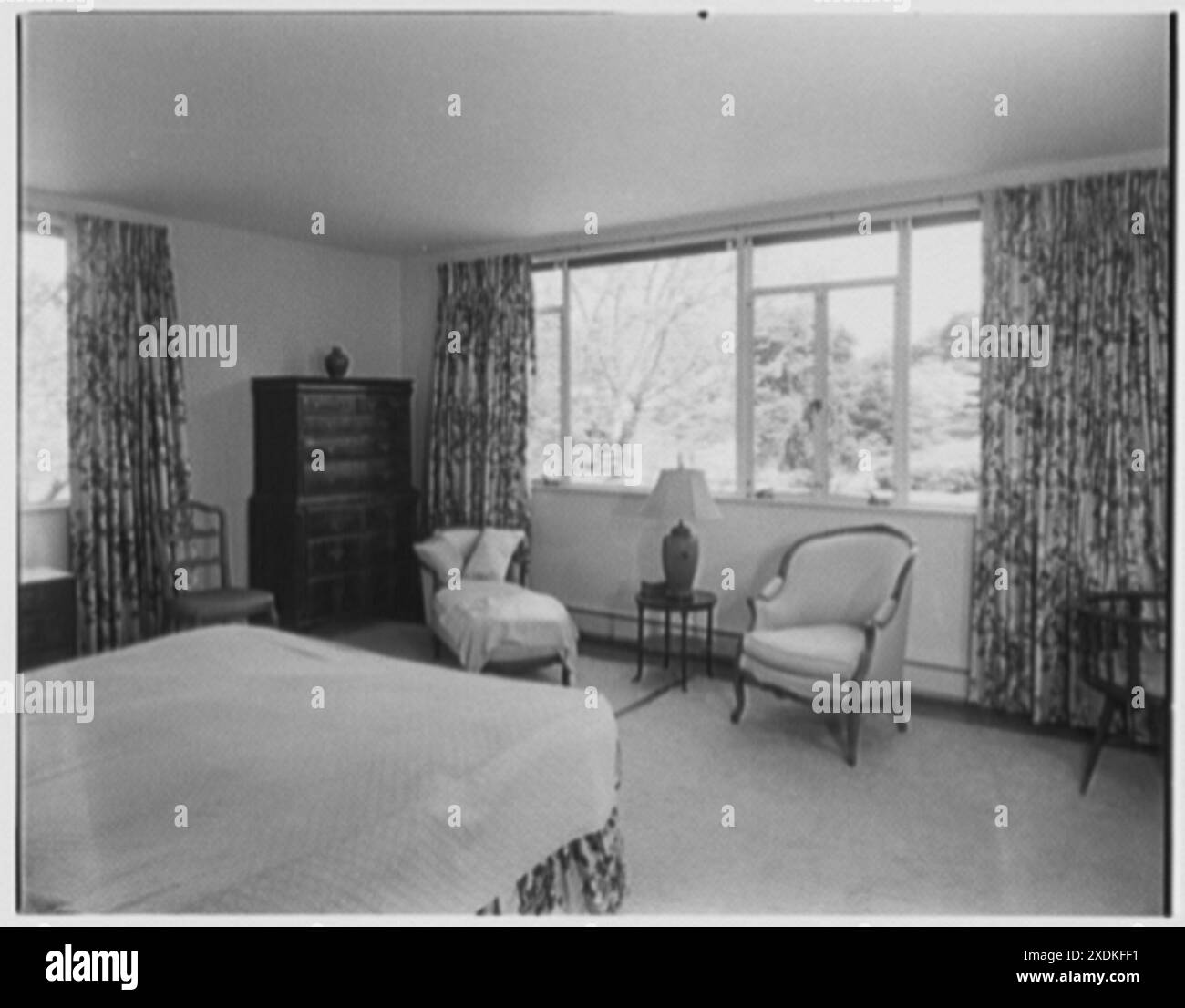 George Parkman Denny, residenza in Bacon Rd., Old Westbury, Long Island. Camera da letto padronale. Collezione Gottscho-Schleisner Foto Stock