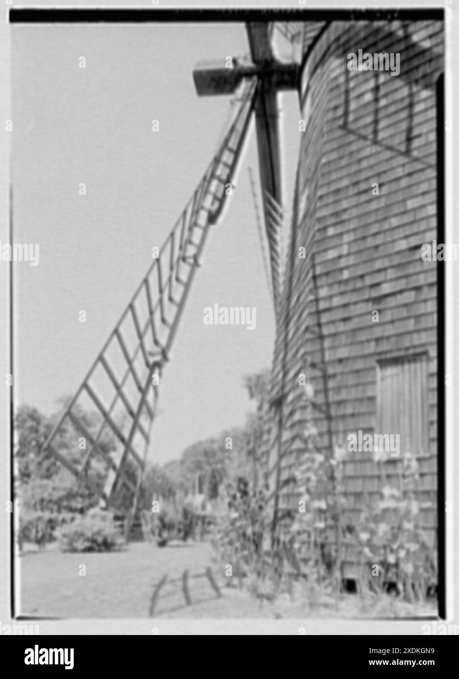 Mulini a vento di Long Island, Gardiner's Mill, Easthampton, Long Island. Dettaglio dell'ala. Collezione Gottscho-Schleisner Foto Stock Mulini a vento di Long Island, Gardiner's Mill, Easthampton, Long Island. Dettaglio dell'ala. Collezione Gottscho-Schleisner Foto Stock