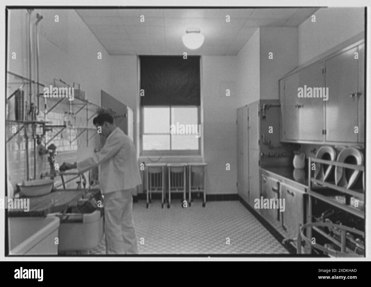 Triboro Hospital for tuberculosis, Parsons Blvd., Giamaica, New York. Utility room. Collezione Gottscho-Schleisner Foto Stock
