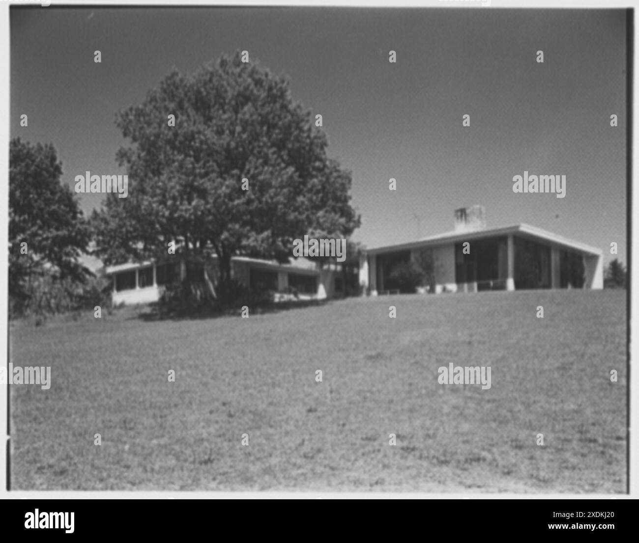 George Parkman Denny, residenza in Bacon Rd., Old Westbury, Long Island. Esterno IV. Collezione Gottscho-Schleisner Foto Stock