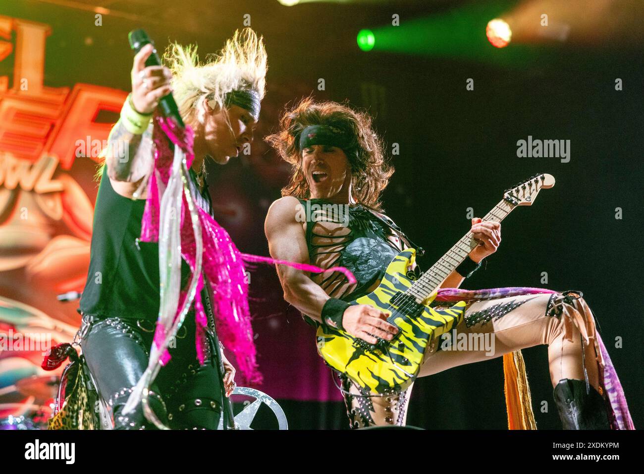 Copenaghen, Danimarca - 19.6,2024: Michael Starr (cantante) e Satchel (chitarrista) della band Steel Panther al Copenhell Metal Festival at Foto Stock