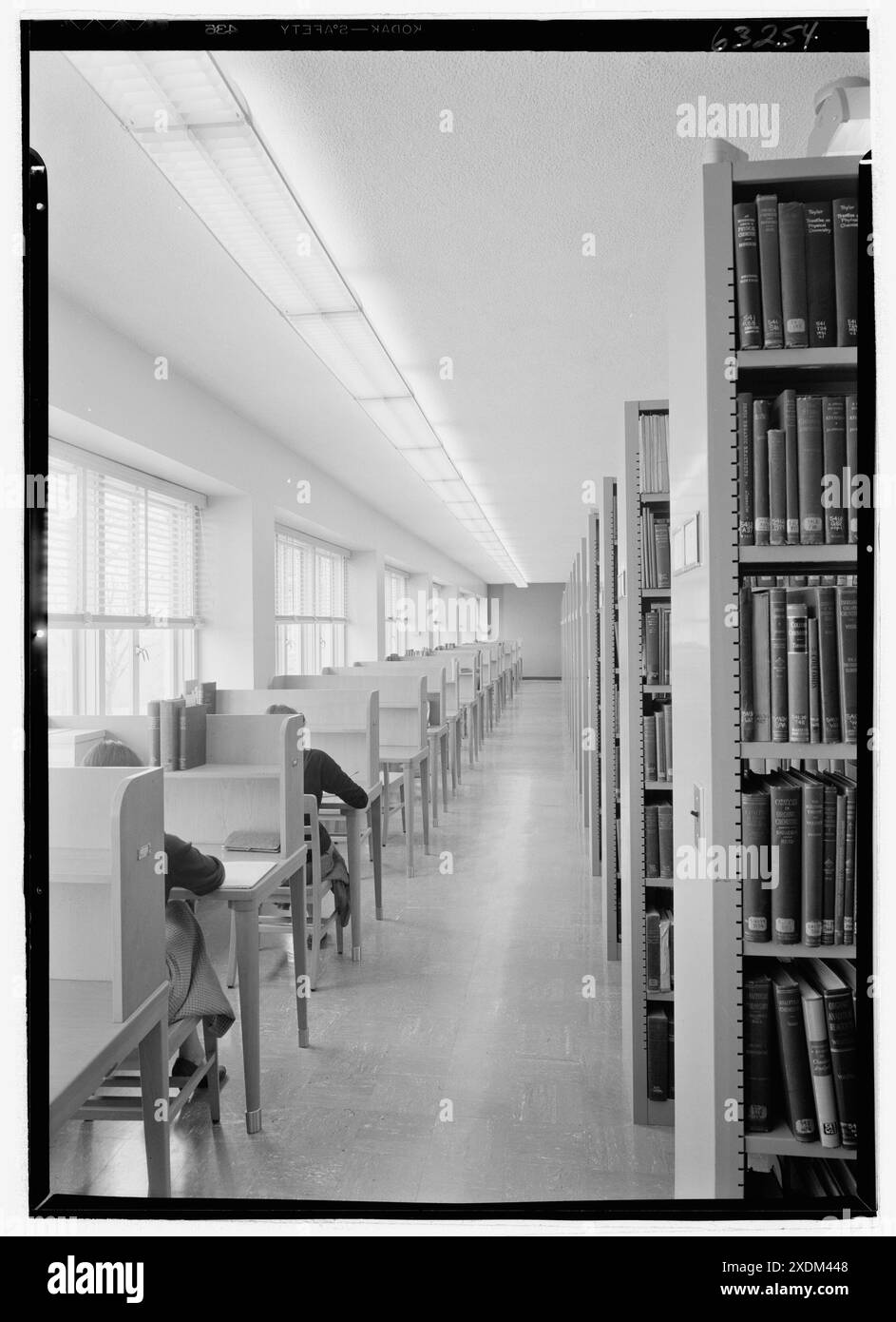 Goucher College, Towson, Maryland. Interni della biblioteca III. Collezione Gottscho-Schleisner Foto Stock