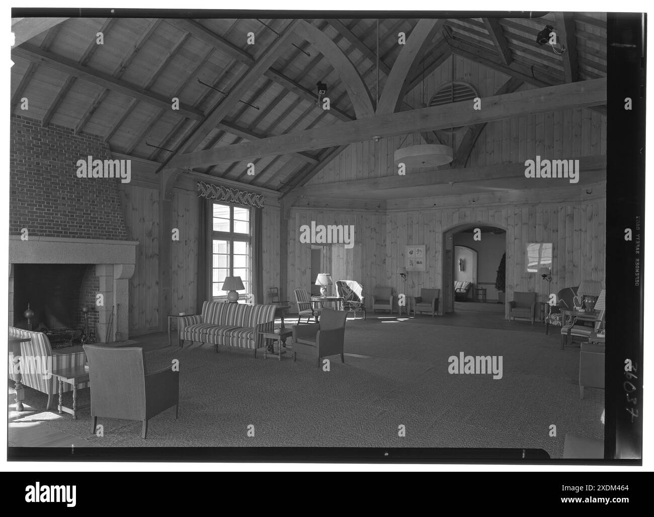 Il Dunes Club, Narragansett, Rhode Island. Club Room, al vestibolo. Collezione Gottscho-Schleisner Foto Stock