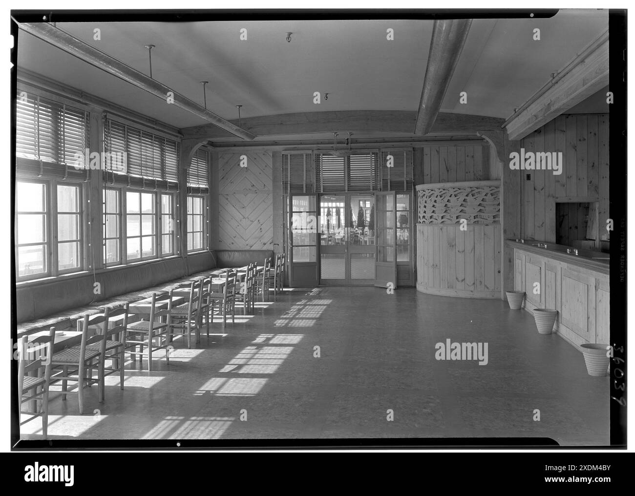 Il Dunes Club, Narragansett, Rhode Island. Sala da pranzo. Collezione Gottscho-Schleisner Foto Stock