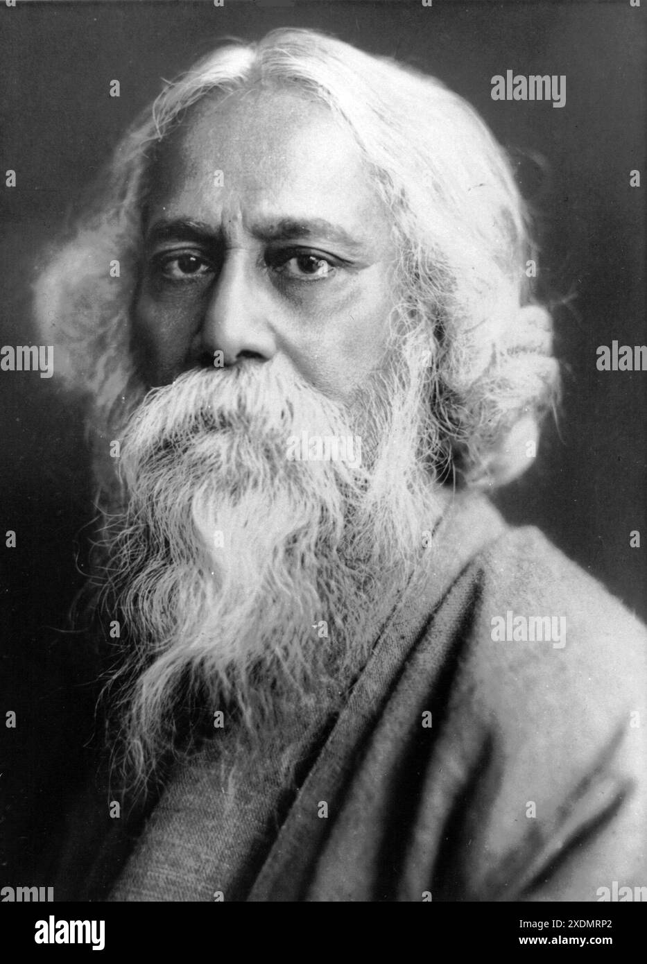 Rabindranath Tagore (1861 – 1941) poeta, scrittore, drammaturgo e compositore bengalese Foto Stock