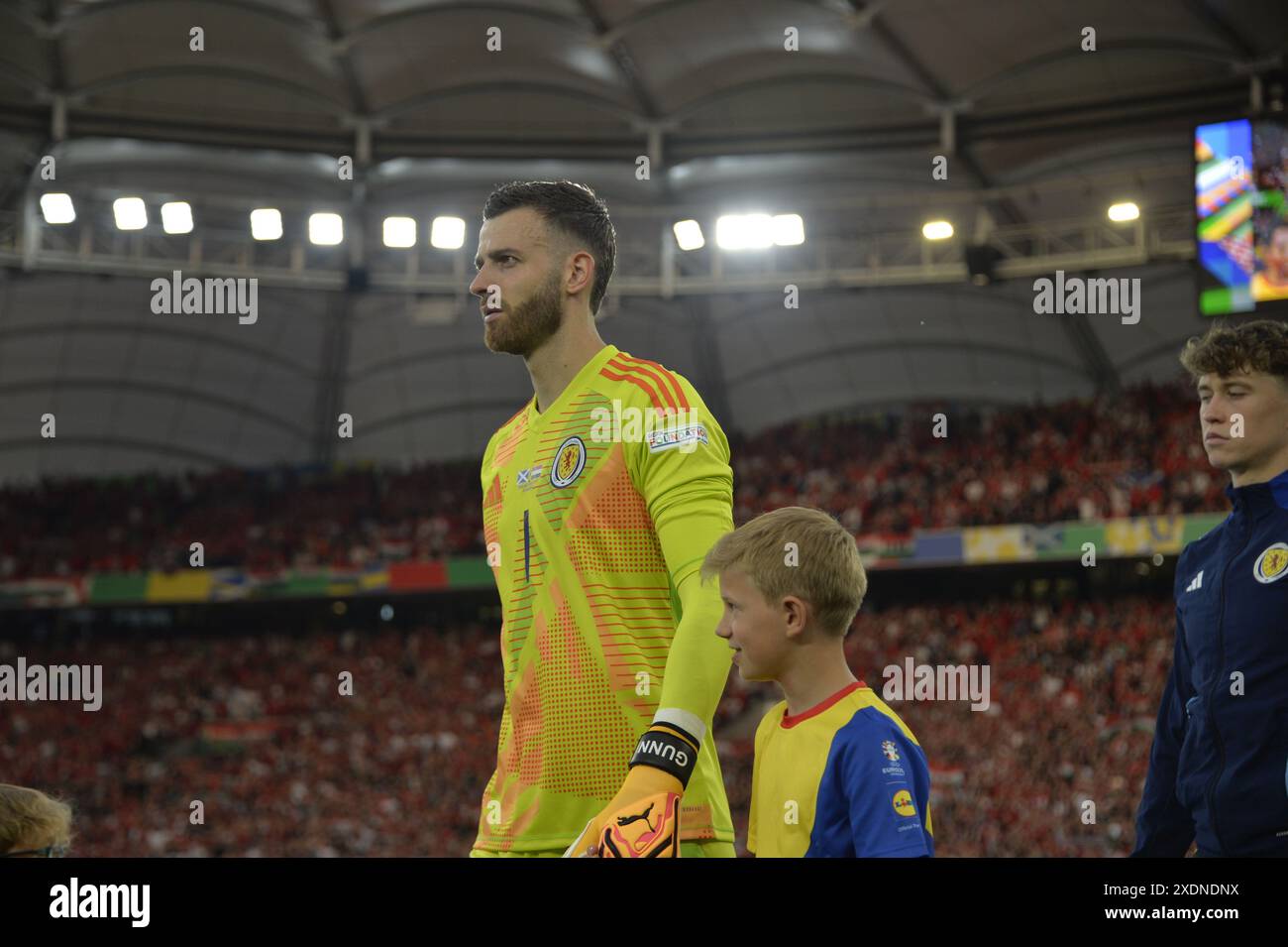 Stoccarda, Germania. 24 giugno 2024. Cerimonia pre-partita in vista della partita tra Scozia e Ungheria a Stoccarda durante EURO 2024 credito: Paul Blake/Alamy News Foto Stock