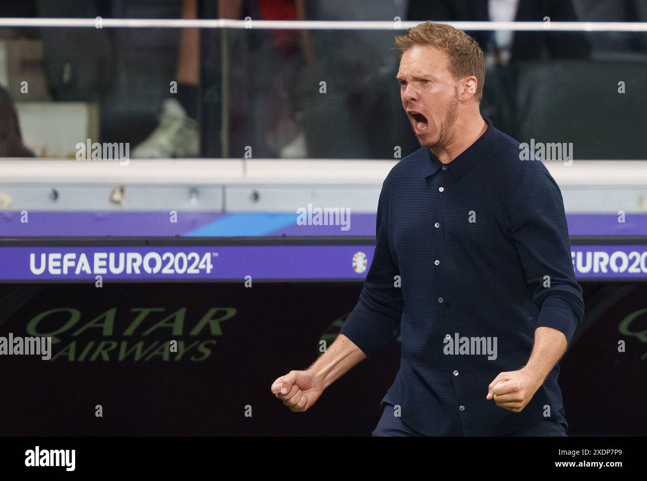 Francoforte, Germania. 23 giugno 2024. DFB headcoach Julian Nagelsmann, Bundestrainer, Nationaltrainer, festeggia Niclas Fuellkrug, 9 punti DFB, tira gol, Tor, Treffer, Torschuss, 1-1 nella partita A gironi di tappa GERMANIA - SVIZZERA dei Campionati europei UEFA 2024 il 23 giugno 2024 a Francoforte, Germania. Fotografo: ddp Images/STAR-Images credito: ddp media GmbH/Alamy Live News Foto Stock