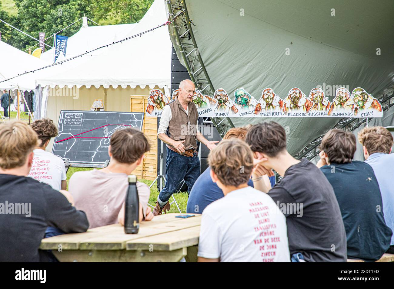 BROADCHALKE, WILTSHIRE, UK, 24 giugno 2024, Rizzo Rip-Roaring History al Chalke History Festival, il più importante festival di storia del Regno Unito. Accreditamento John Rose/Alamy Live News Foto Stock