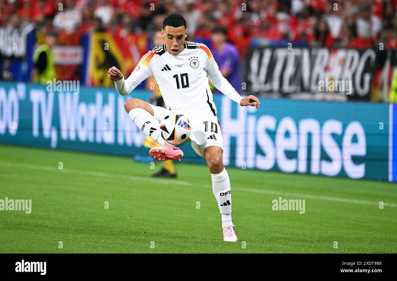 Fussball, Europameisterschaft, EURO 2024, Gruppe A, Frankfurt Arena: Schweiz - Deutschland 1:1; Jamal Musiala (GER). Aktion, Einzelbild. Foto Stock